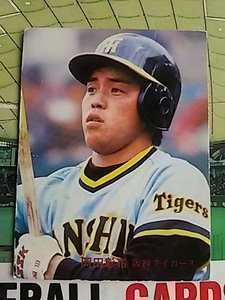 1982年 カルビー プロ野球カード 阪神 岡田彰布 No.6