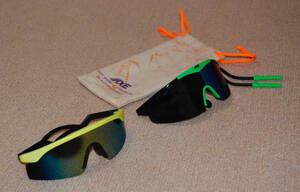 AXE( Axe ) sports sunglasses SG-104( light green )& non brand ( yellow ) set / fishing, Golf, ski optimum / exhibition liquidation new goods 