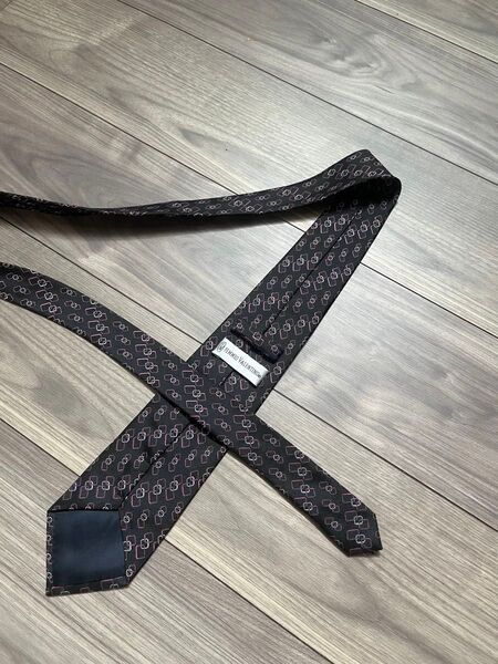 美品 ヴァレンティノ ネクタイ ブラック ドット 小紋 ダーク ブリティッシュ