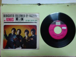 The Kinks : Dedicated Follower Of Fashion / Sittin’ On My Sofa ; German PYE 7 inch 45 with Picture Sleeve// DV 14500 P