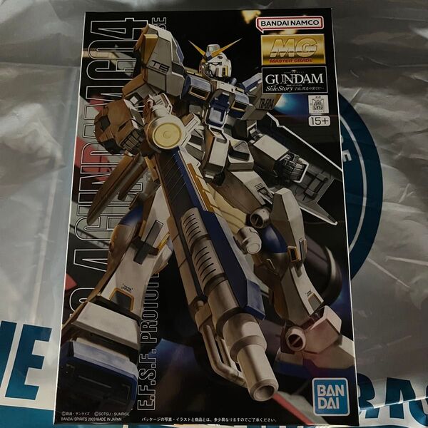 新品未開封 MG ガンダム4号機 バンダイ 1/100 RX-78-4