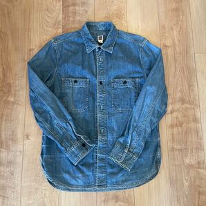 GAP(ギャップ)のデニムシャツ
