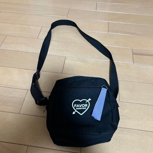 子供ショルダーバッグ 未使用品