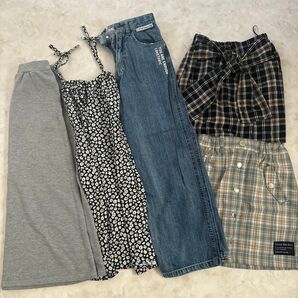 秋冬コーデ 女の子 スカート パンツ デニム ボトムス
