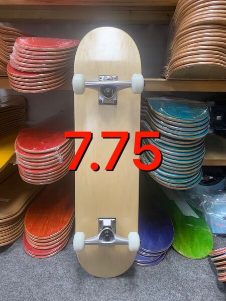 送料無料 新品 USAブランク スケートボード コンプリート スケボー 7.75