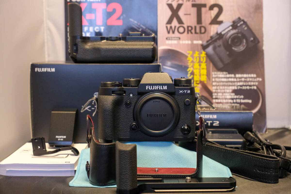 Yahoo!オークション -「フジフイルム x-t2 ボディ ブラック」の Yahoo!オークション -「フジフイルム x-t2 ボディ ブラック」の
