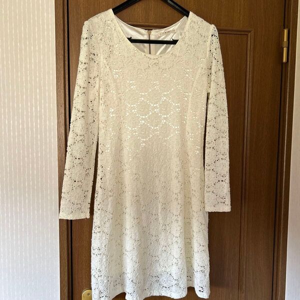 レースのワンピースM値下げしました。