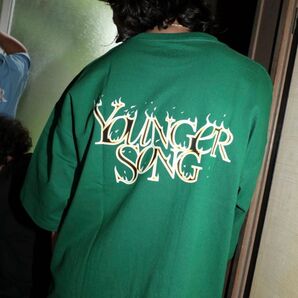 Tシャツ