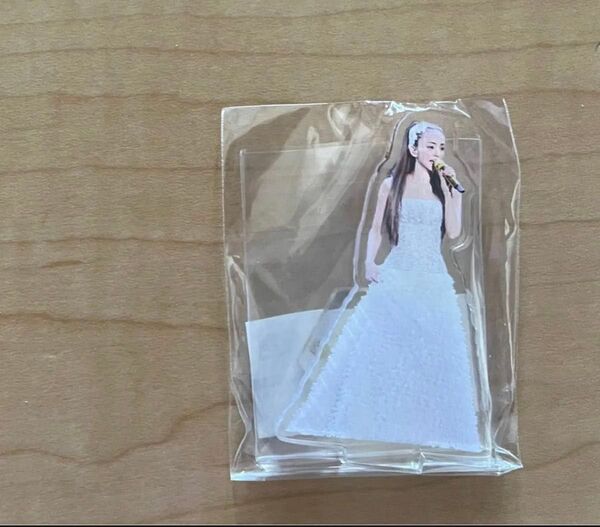 安室奈美恵アクリルスタンド