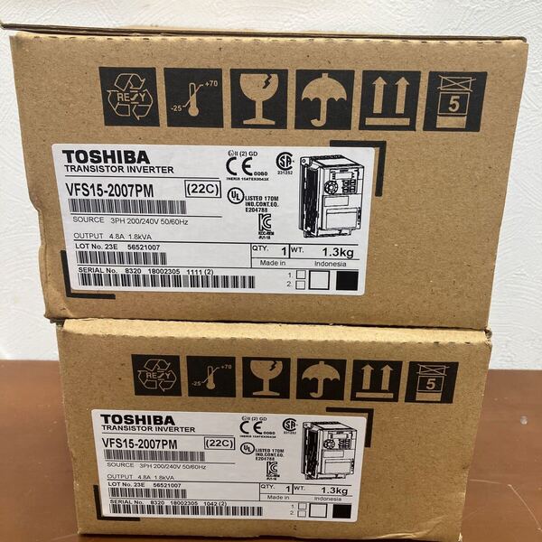 東芝 インバーター VFS15-2007PM 2個 ②