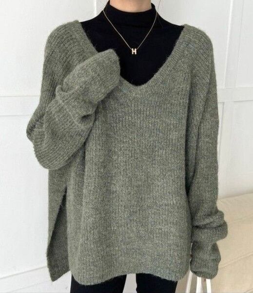 【美品】バックシャンふわふわオーバーニット レディース