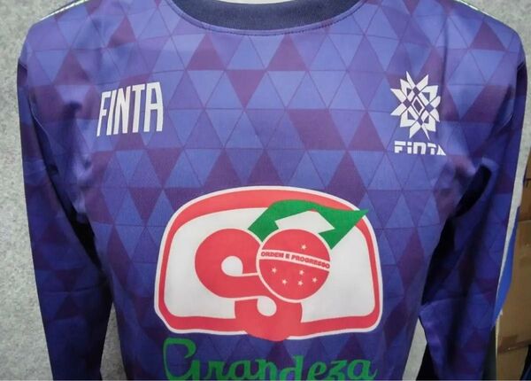 フィンタ Finta サッカーウェア フットサルウェア プラクティスシャツ 長袖