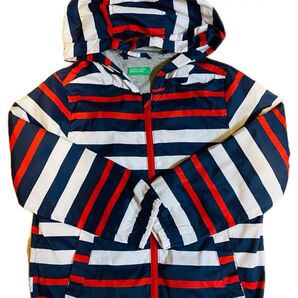BENETTON (UNITED COLORS OF BENETTON)美品 フード付きナイロンジャケット 120cm
