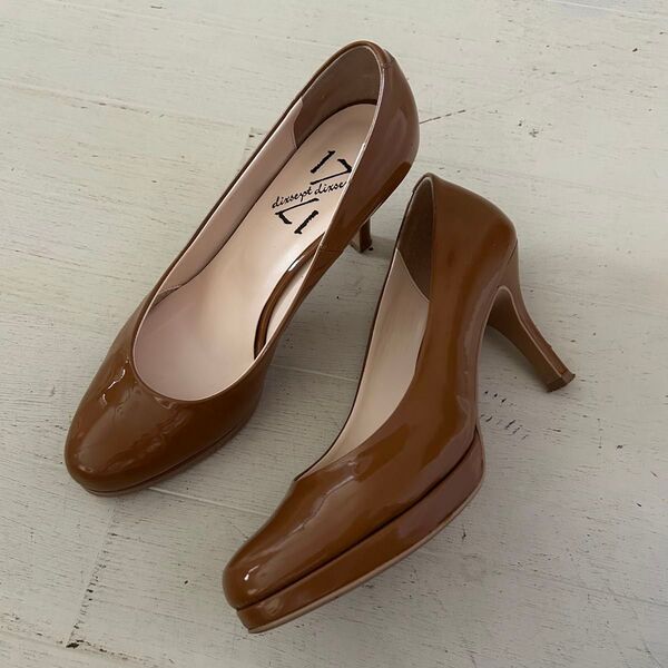 ハイヒール パンプス エナメル ディセットディセット 1717 大丸 22㎝ モカベージュ