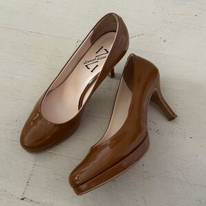 ハイヒール パンプス エナメル ディセットディセット 1717 大丸 22㎝ モカベージュ