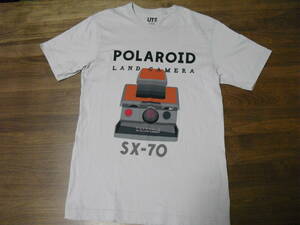 (ユニクロ) ポラロイド SX-70 Tシャツ 企業コラボ