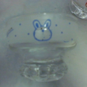 ■未使用 保管品 非売品  ■神戸屋 『デザートグラス』ガラス容器 全４個（ウサギ３個コブタ1個）の画像5