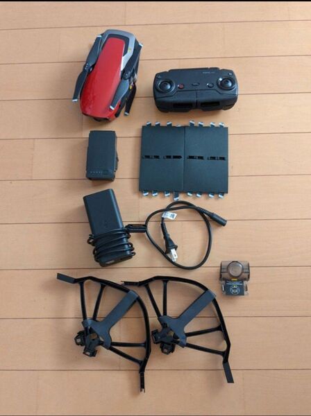 DJI MAVIC AIR FLY MORE COMBO RED ドローン
