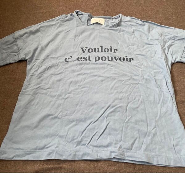 五部袖 ロゴ入りTシャツ サックス Tシャツ
