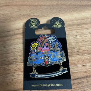 ディズニー ピンバッジ