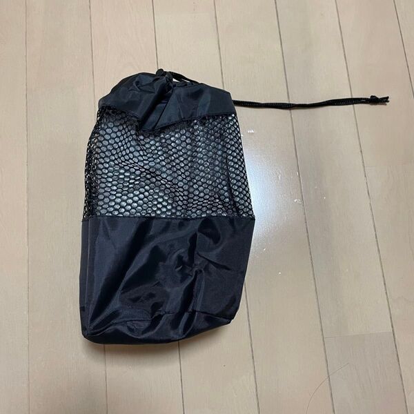 ヨガマットタオルメッシュケース付き 183cm x 63cm