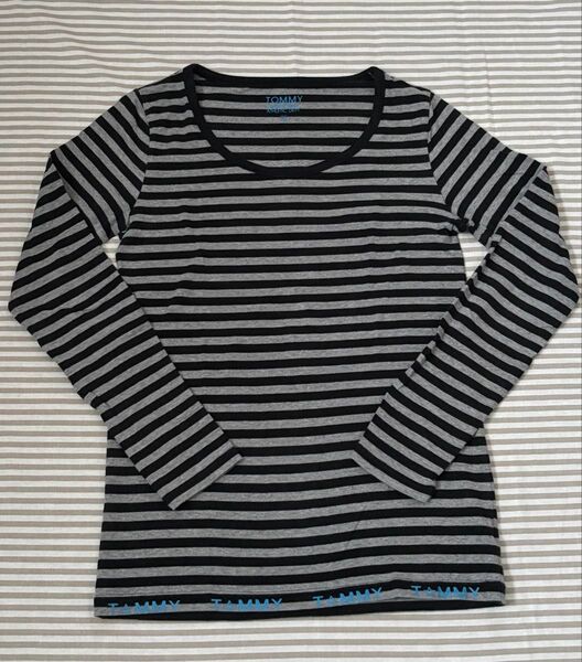 TOMMY トミー ボーダー柄ロンT 長袖 レディース トミーヒルフィガー 美品