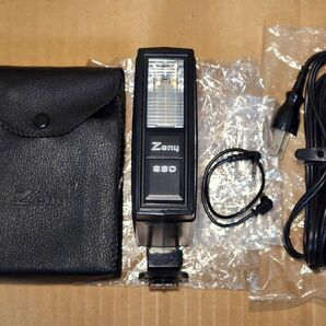 Zeny 280 ストロボ 日本製
