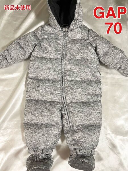 新品未使用 GAP ダウンコート 70ベビーオールインワン 手袋足袋付きロゴ付き スノーウェア