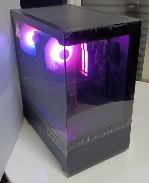新品パーツ構成 ゲーミングPC Ryzen7 5700x3D メモリ32GB RTX4060 SSD2TB WiFi Windows11 ドラクエ FFベンチ
