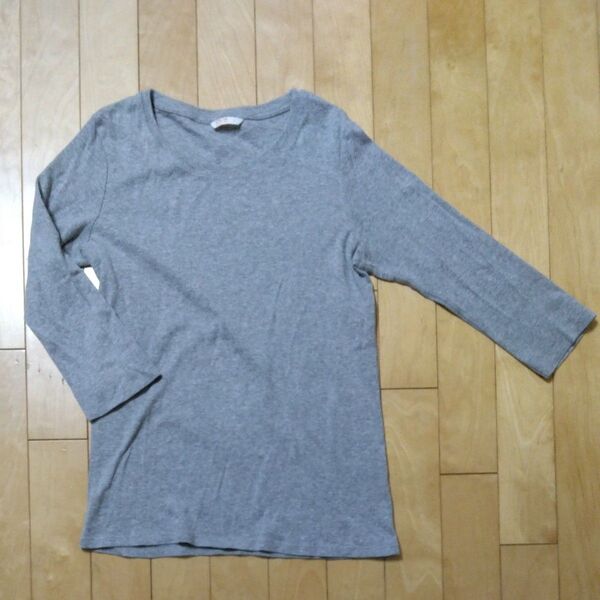 ユニクロ七分袖Tシャツ