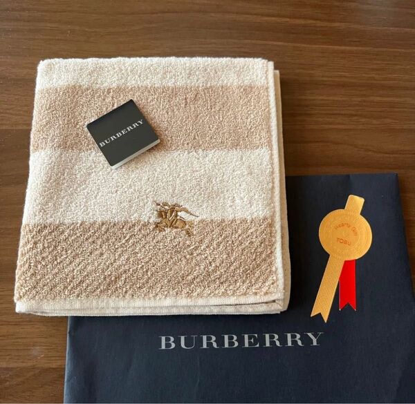 《最終価格SALE》No.2【新品未使用】Burberry(バーバリー)タオルハンカチ