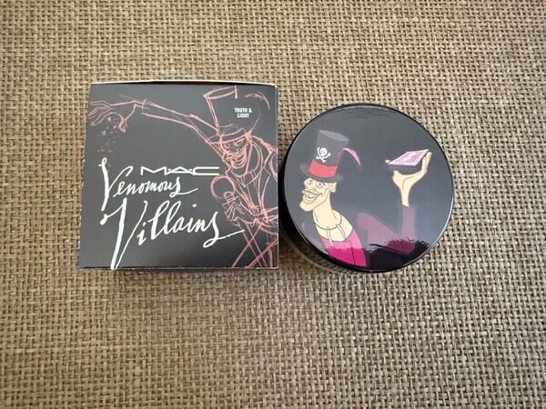 新品未使用 MAC ヴィランズ フェイスパウダー MAC ディズニー