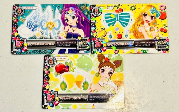 アイカツカード 神崎美月 星宮いちご 有栖川おとめ