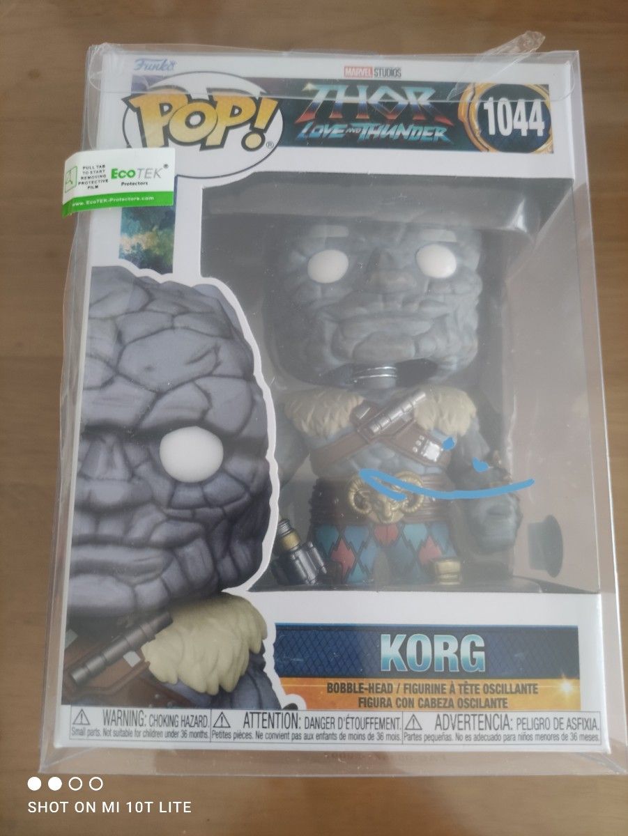 ロケット funko acoa鑑定済み ブラッドリークーパーサイン入り