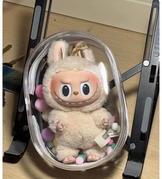 Labubu人形専用の保護ケース ぬいぐるみ