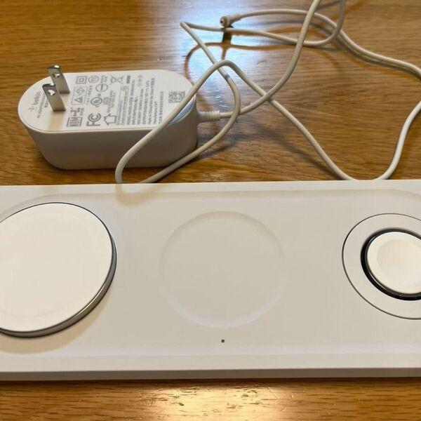ベルキン belkin WIZ016DQWH BOOST↑CHARGE PRO 3-in-1 週末限定