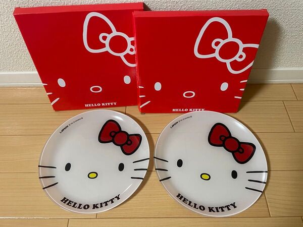 ハローキティ ガラスプレート2枚セット