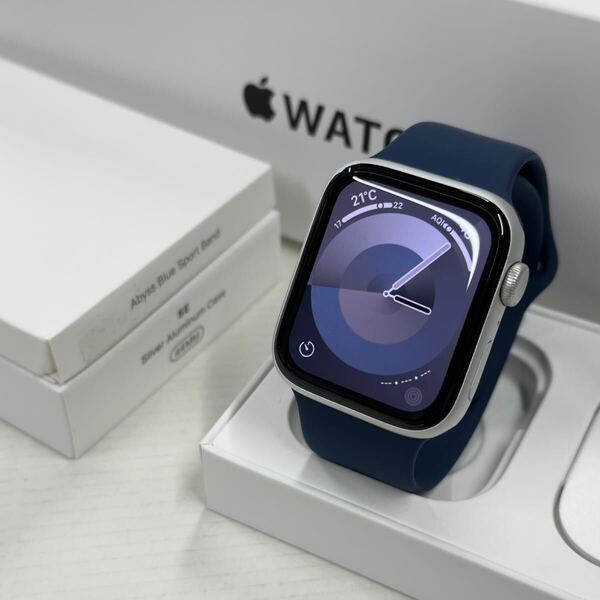 ☆即決 美品 お試しにどうぞ バッテリー良好 Apple Watch SE 44mm シルバーアルミニウム アップルウォッチ GPSモデル 919