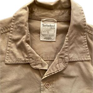【旧タグ】90年代 00年代 香港製 timberland チノシャツ 刺繍ロゴ ベージュ サイズM