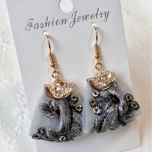 インド刺繍リボン ピアス ハンドメイド アクセサリー ファルファーレ インド刺繍 ハンドメイドピアス ⑤