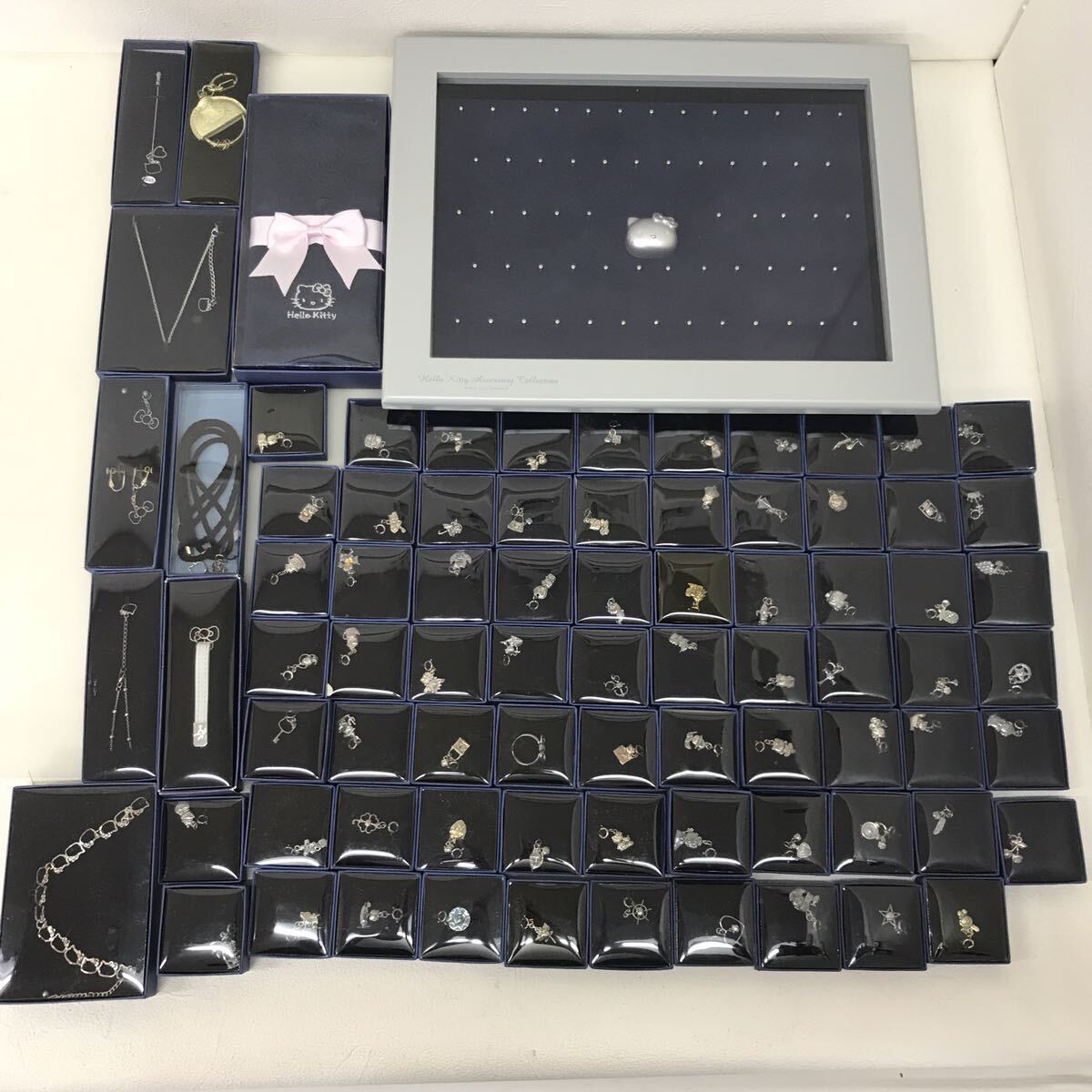 Yahoo!オークション -「ハローキティアクセサリーコレクション Yahoo!オークション -「ハローキティアクセサリーコレクション