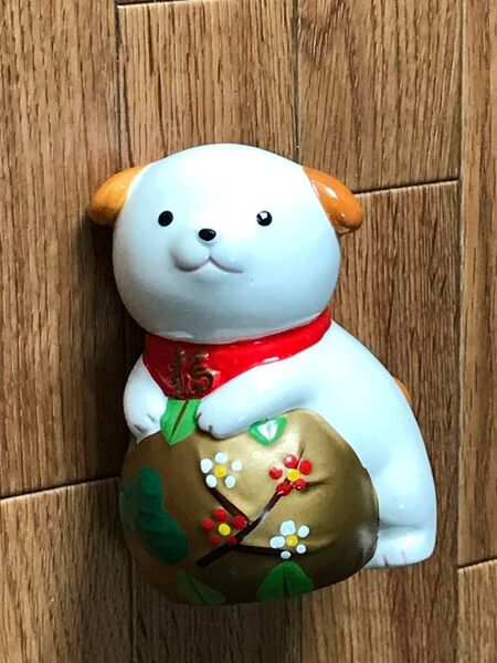 ワンちゃん 置き物 せともの 陶器 フィギュア 犬 インテリア 雑貨 12cm
