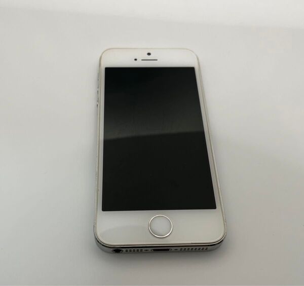 iPhone 5S 32GB 本体のみ 訳あり
