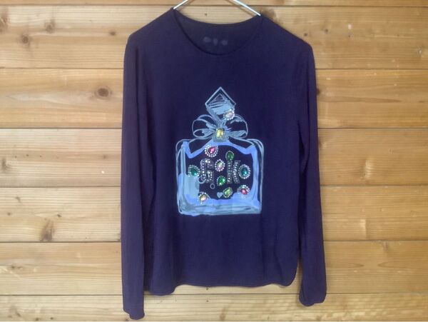 伊太利屋 イタリヤ 黒の長袖Tシャツ 香水ボトルデザイン