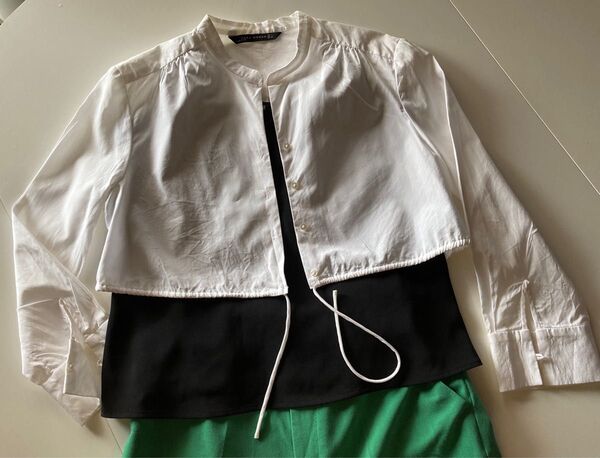 ZARA ボレロ風シャツ+ユニクロ キャミソール