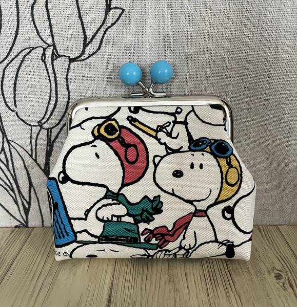 がま口・ポーチ / 財布 / 小物入れ / ハンドメイド☆ スヌーピー生成り・124