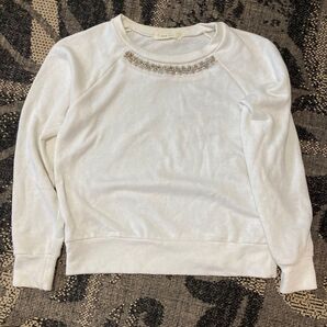 and it_ ビジュー付きトップス ホワイト Mサイズ