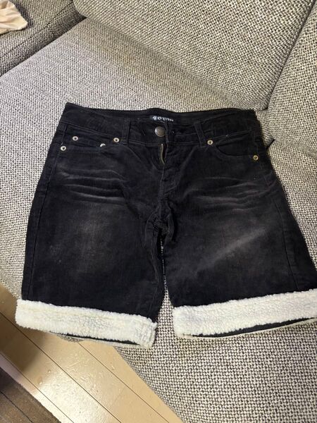 ショートパンツ モコモコ 黒W67H91