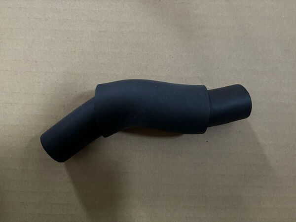 トヨタエスティマルシーダ エミーナウォーターホース