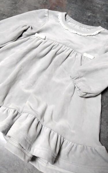 かなり美品 ワンピース チュニック 女の子 リボン ホワイトグレー 90cm ベビー 幼児 可愛い 楽チン